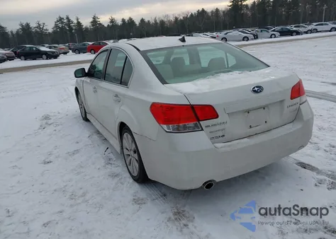 2011 Subaru Legacy 2.5I Limited из США, поврежденный, VIN 4S3BMBK62B3240324